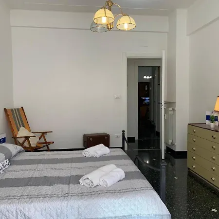 Ferienwohnung Fur 4 Personen Ca 90 M In Pegli, Italienische Riviera Italienische Westkuste *